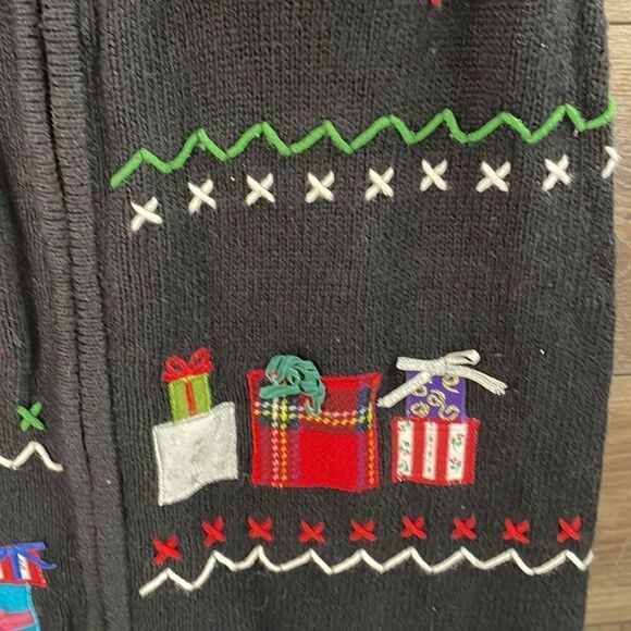 DESIGNERS ORIGINALS STUDIO Ugly Christmas Zip Up Vest Sweater Size XL Black Red - Picture 4 of 7